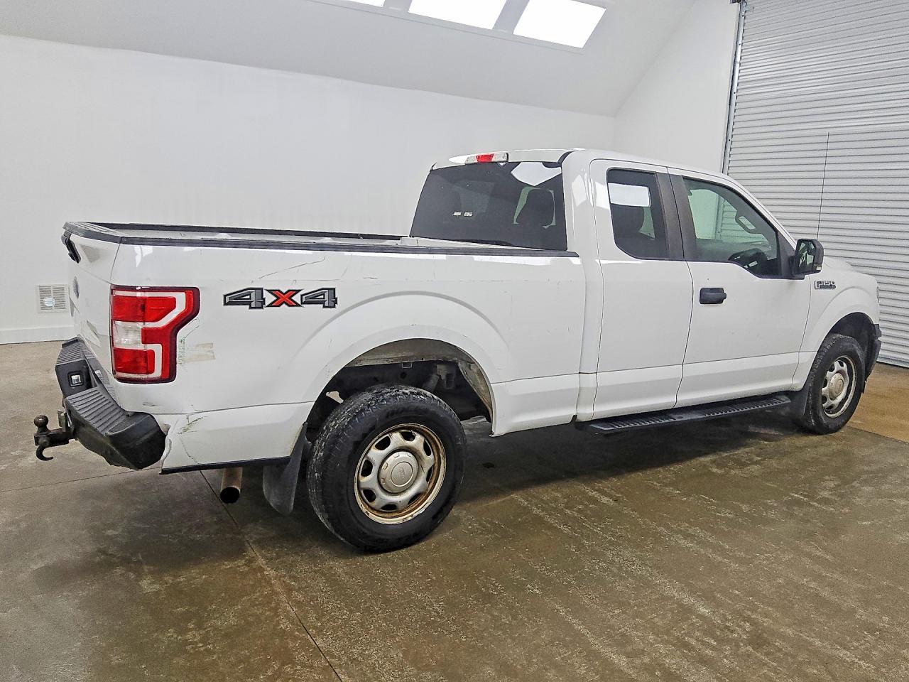 2018 Ford F150 Super Cab - Фото 3