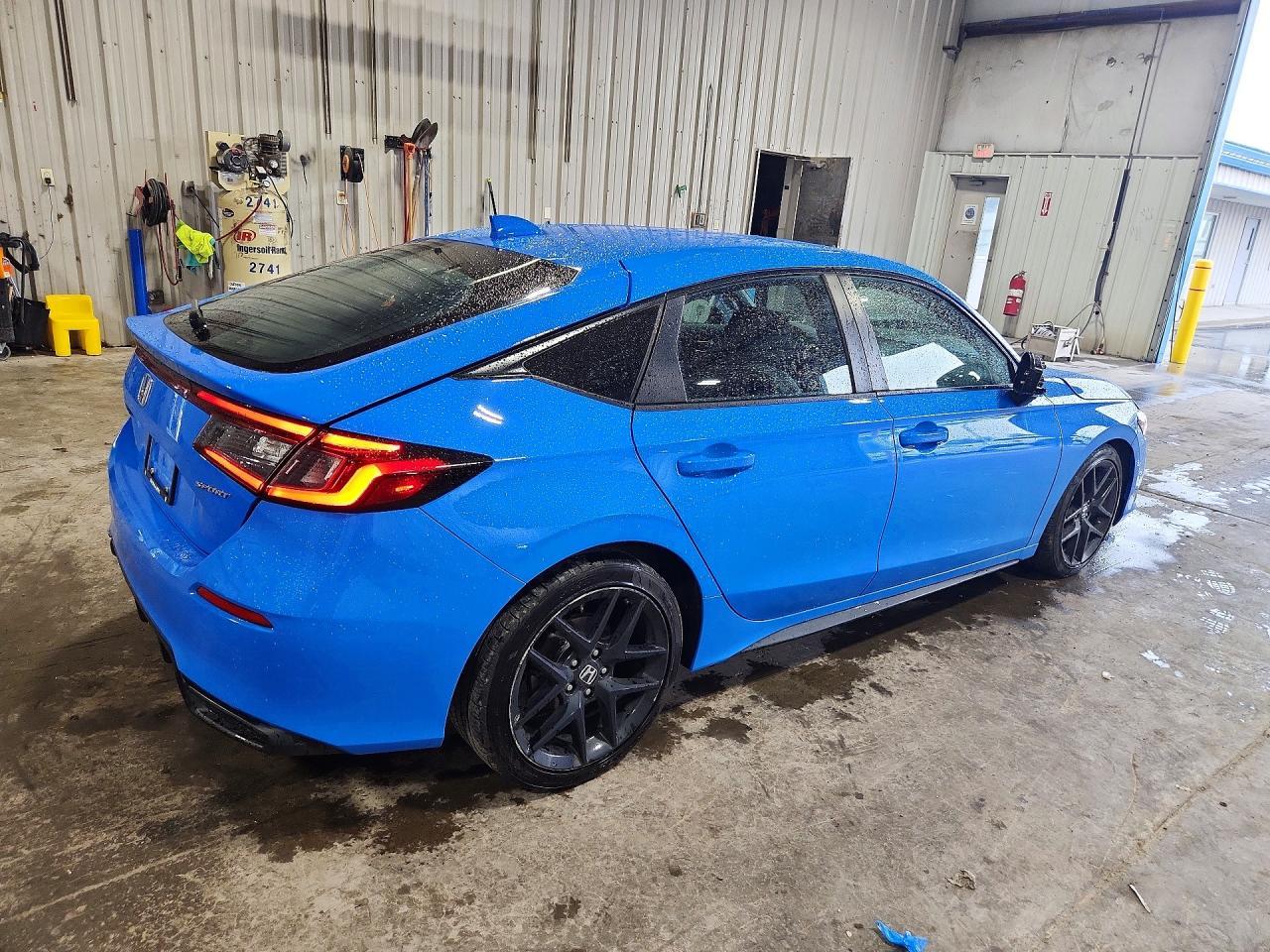 2023 Honda Civic Sport - Фото 3