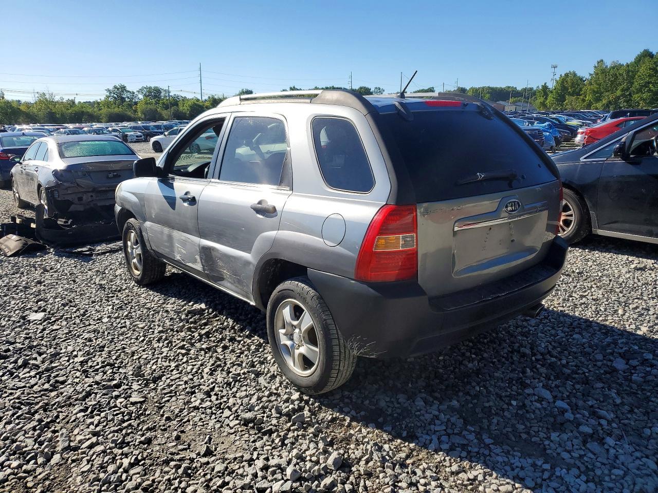 2007 Kia Sportage Lx - Image 2