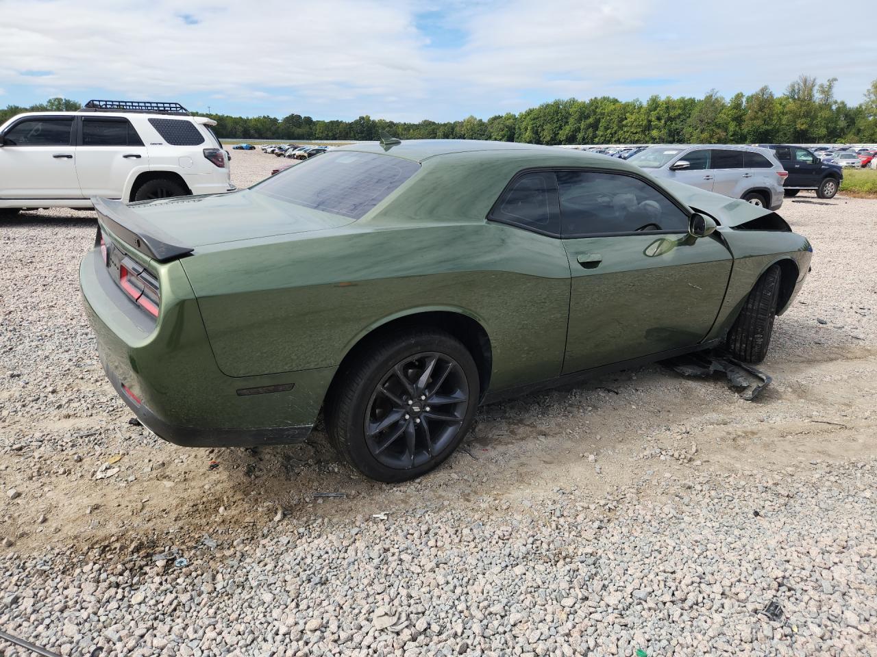 2023 Dodge Challenger Sxt - Фото 3