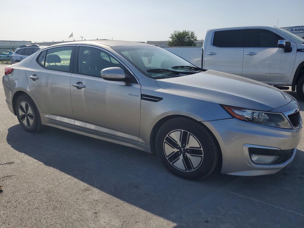 2013 Kia Optima Hybrid - Image 4