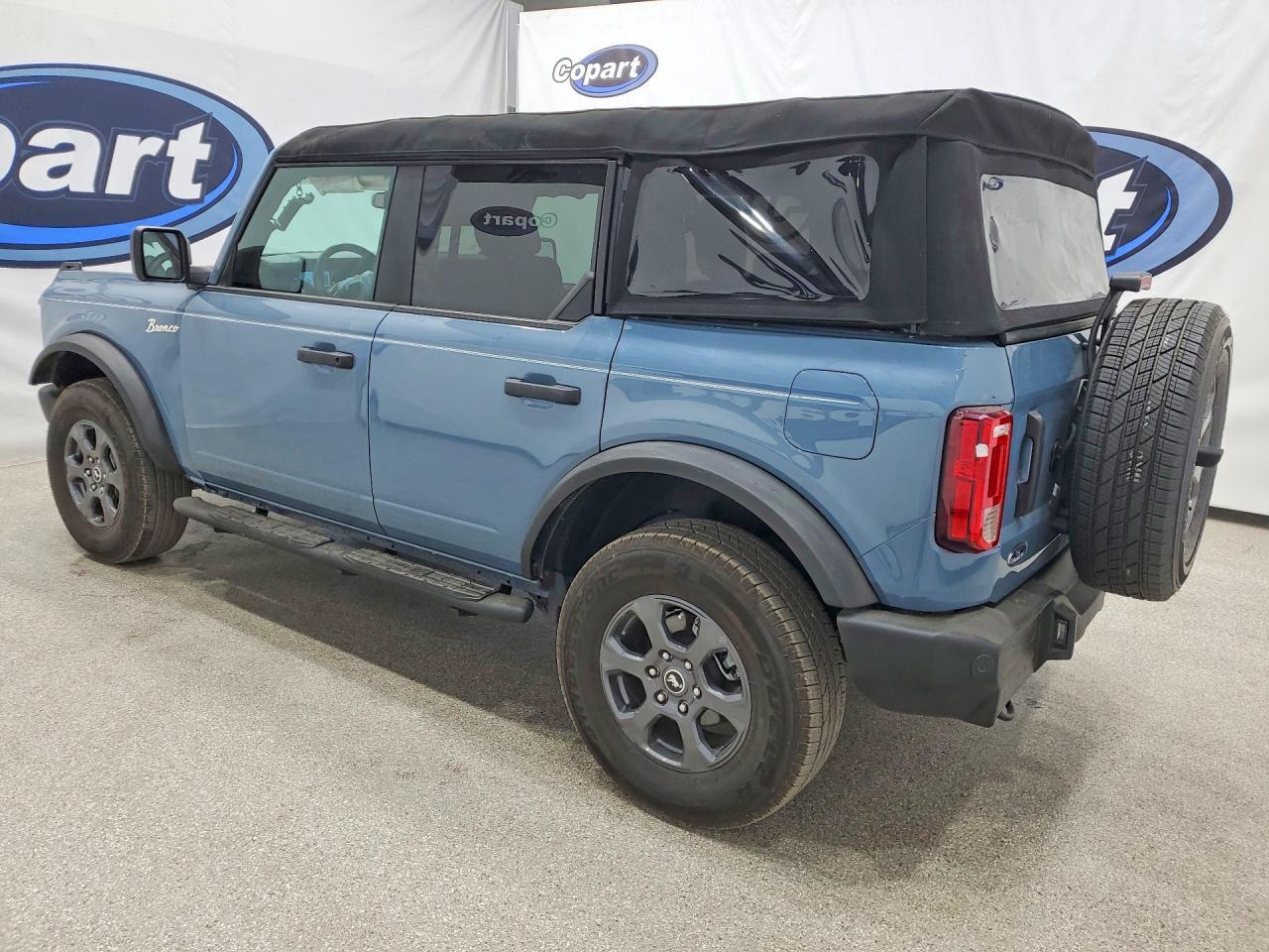 2024 Ford Bronco Big Bend - Image 2