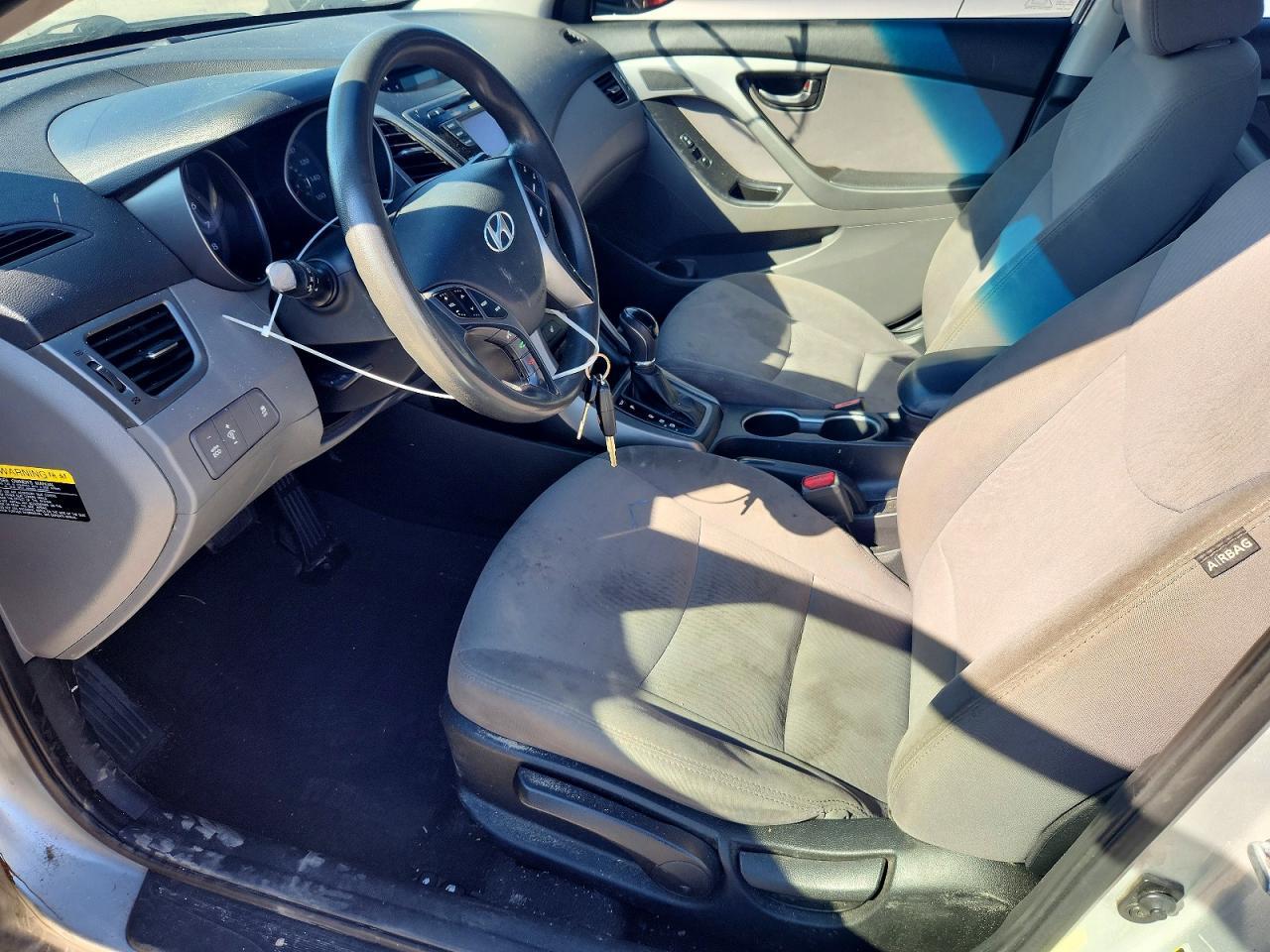 2014 Hyundai Elantra Se - Фото 7