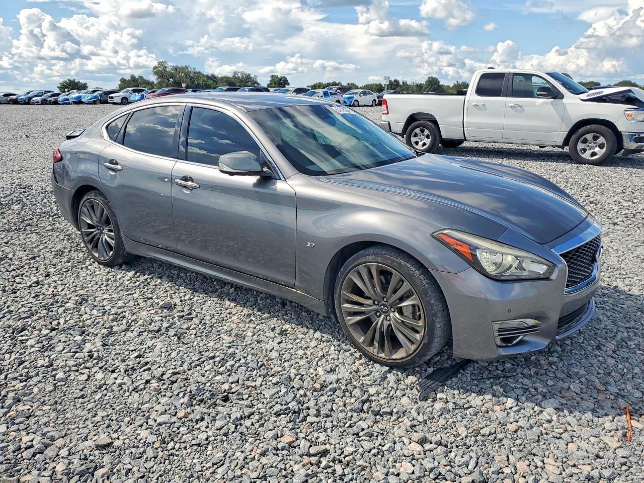 2016 Infiniti Q70 3.7 - Фото 4