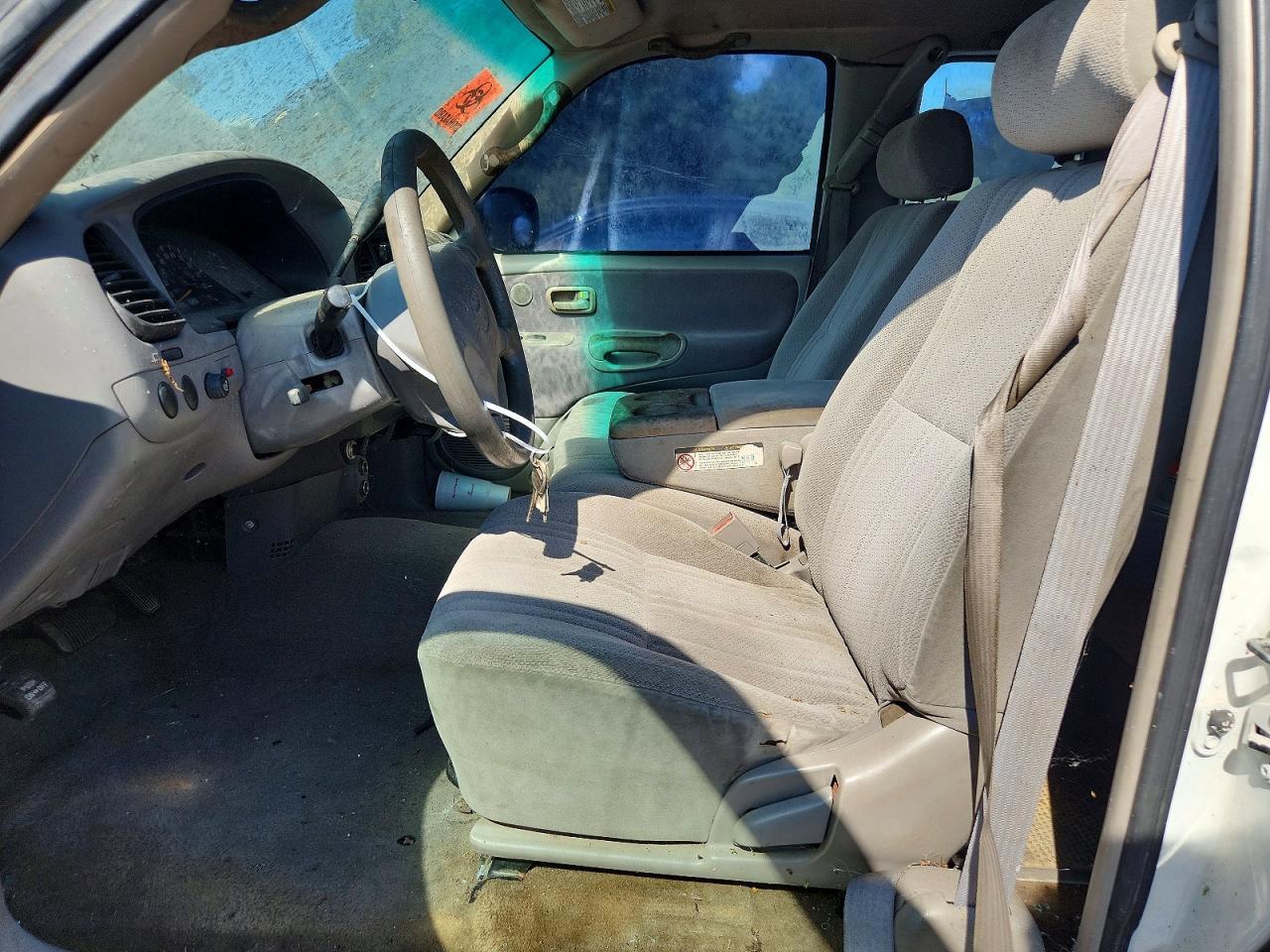 2000 Toyota Tundra Sr5 - Image 7