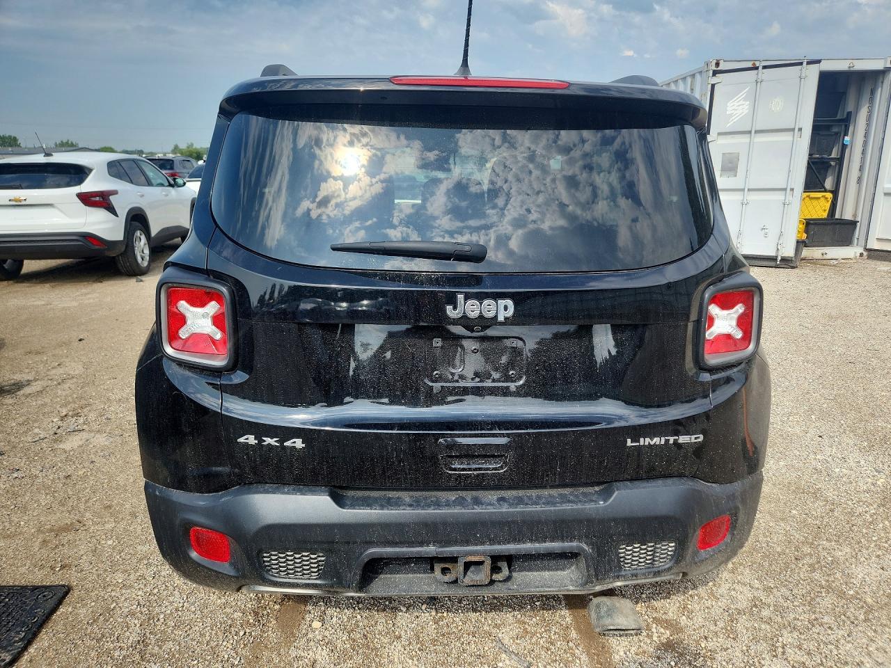 2017 Jeep Renegade Latitude - Image 6