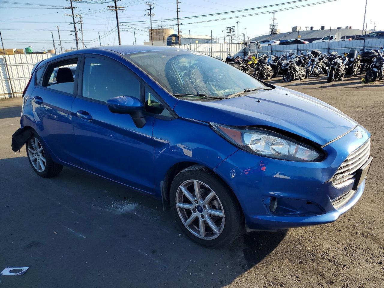 2018 Ford Fiesta Se - Фото 4