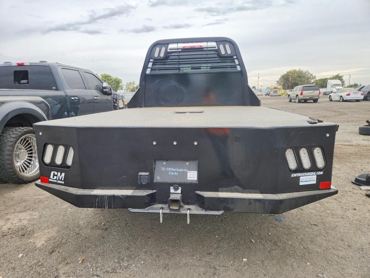 2024 Chevrolet Silverado Medium Duty - Image 6