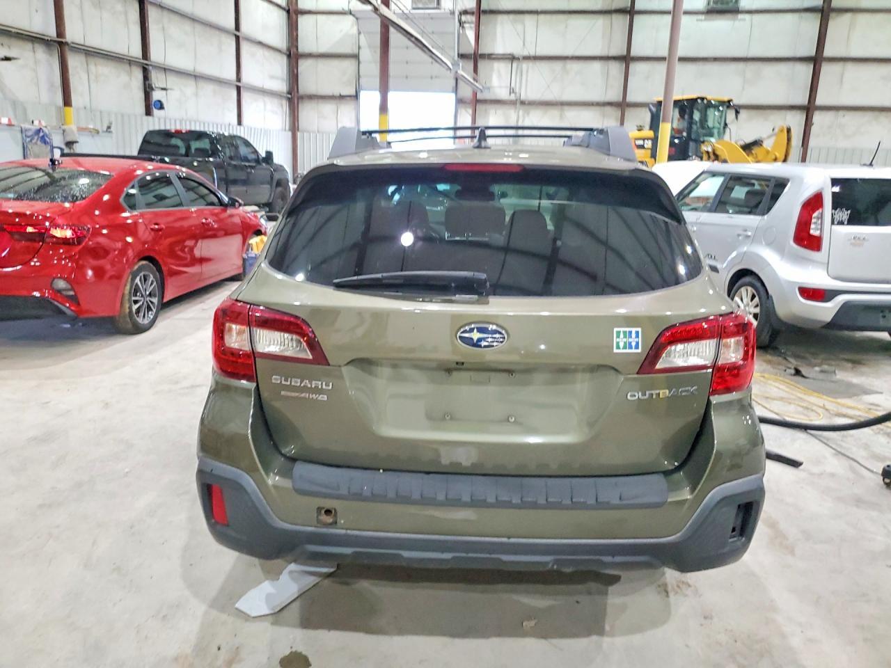 2018 Subaru Outback 2.5I Limited - Image 6