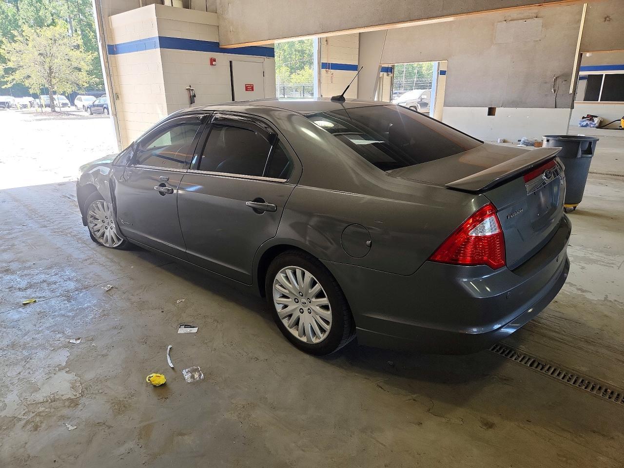 2012 Ford Fusion Hybrid - Фото 2