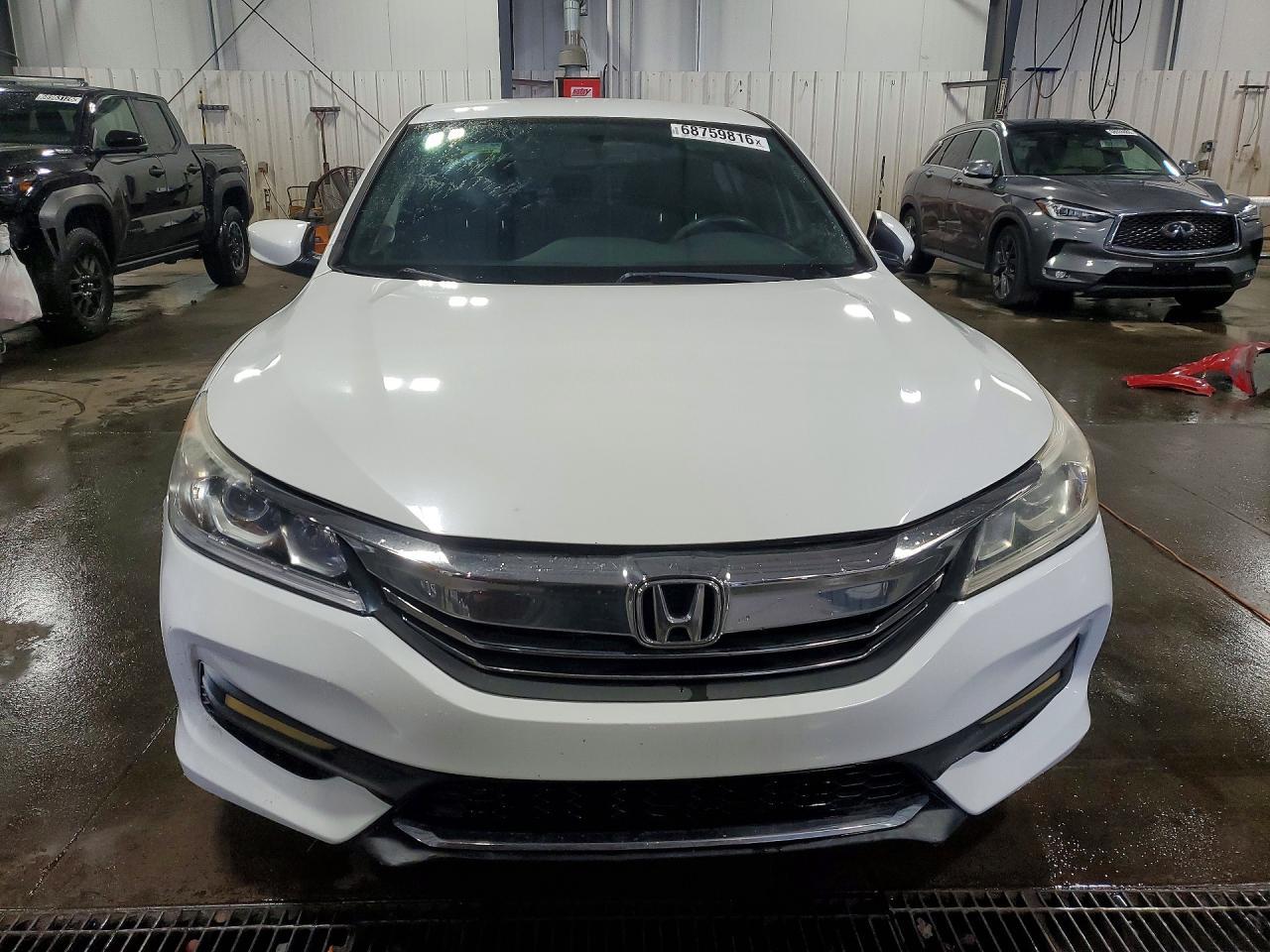 2017 Honda Accord Sport - Image 5