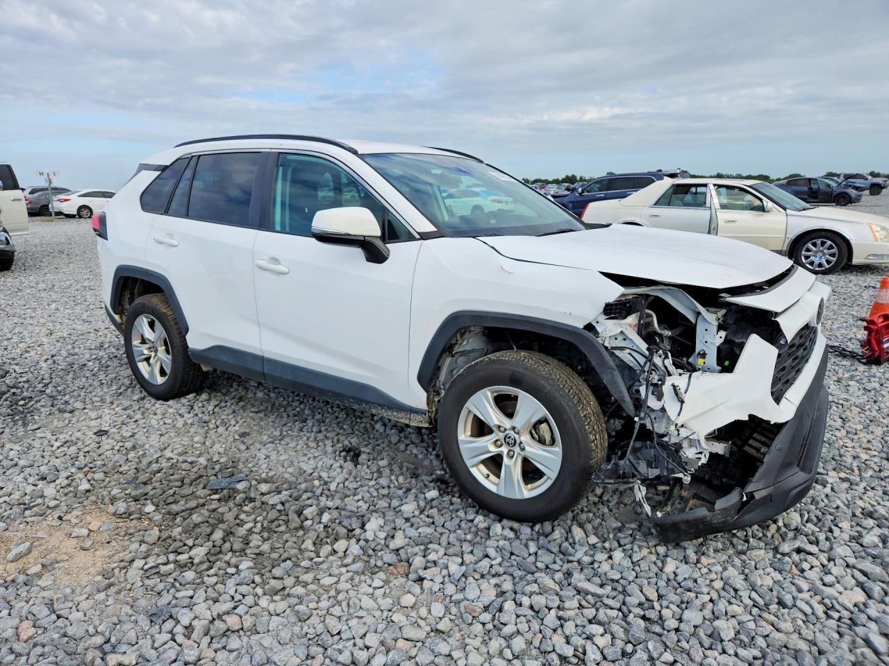 2021 Toyota Rav4 Xle - Фото 4