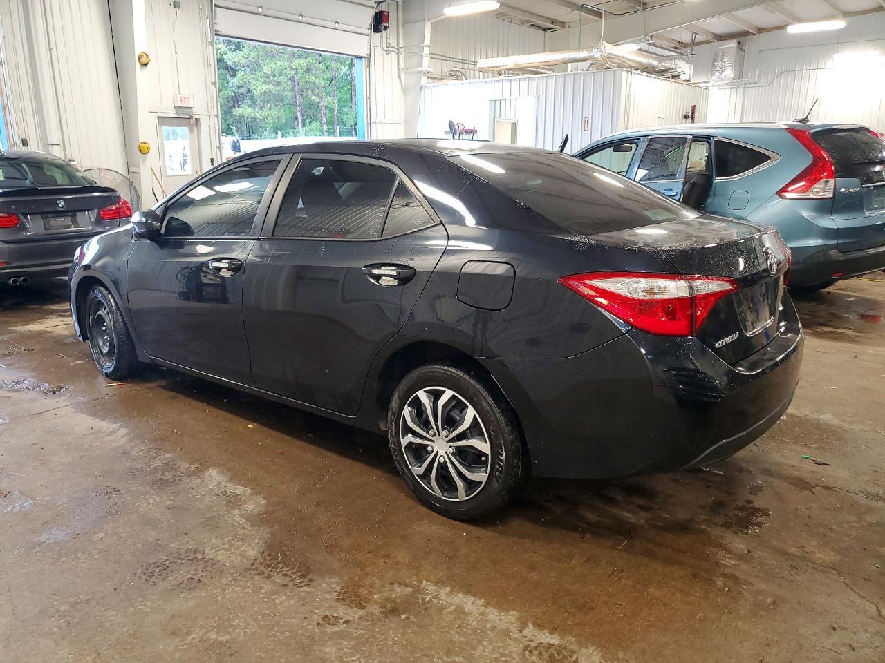 2014 Toyota Corolla Le - Фото 2