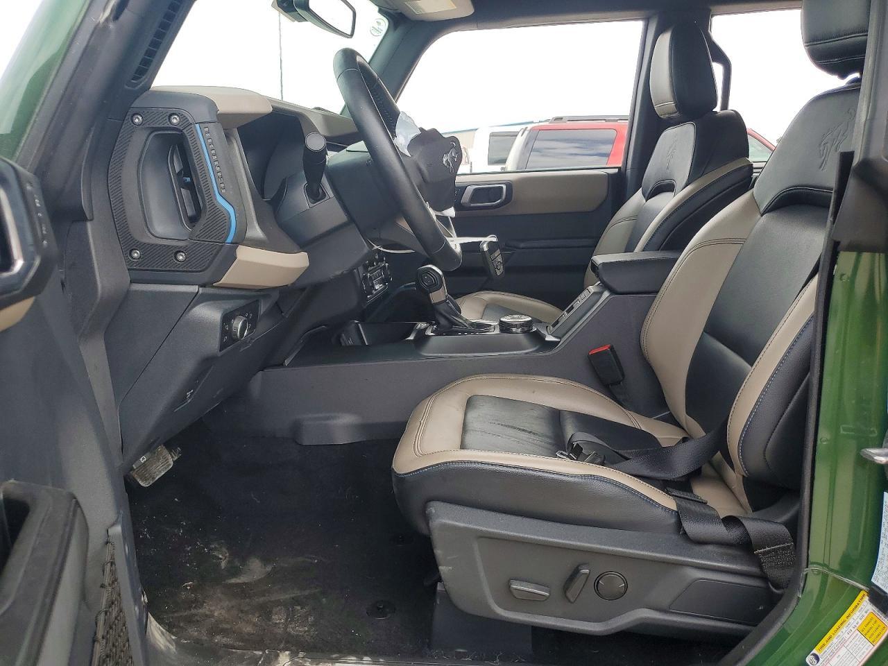 2024 Ford Bronco Wildtrak - Image 7