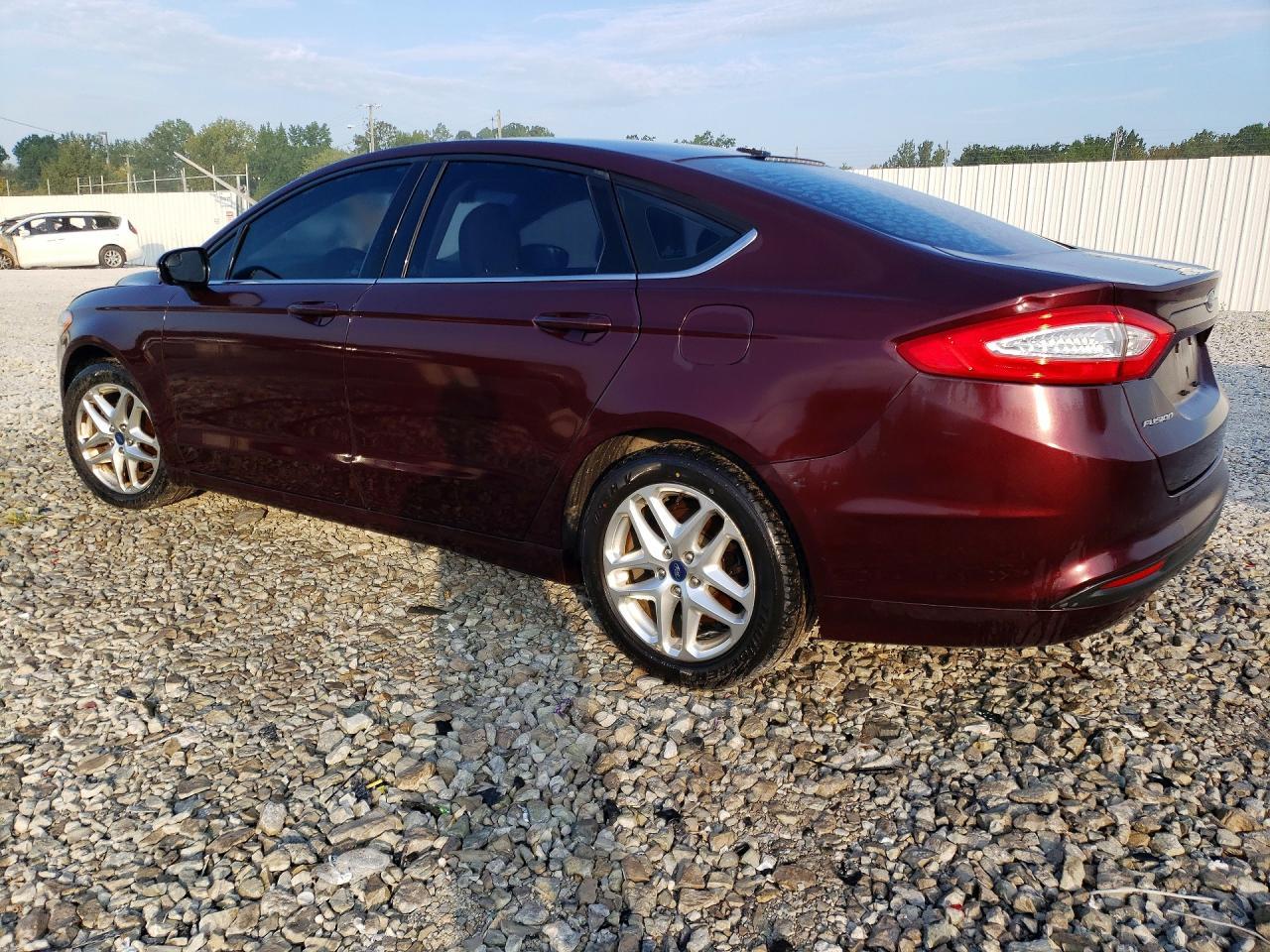 2013 Ford Fusion Se - Image 2