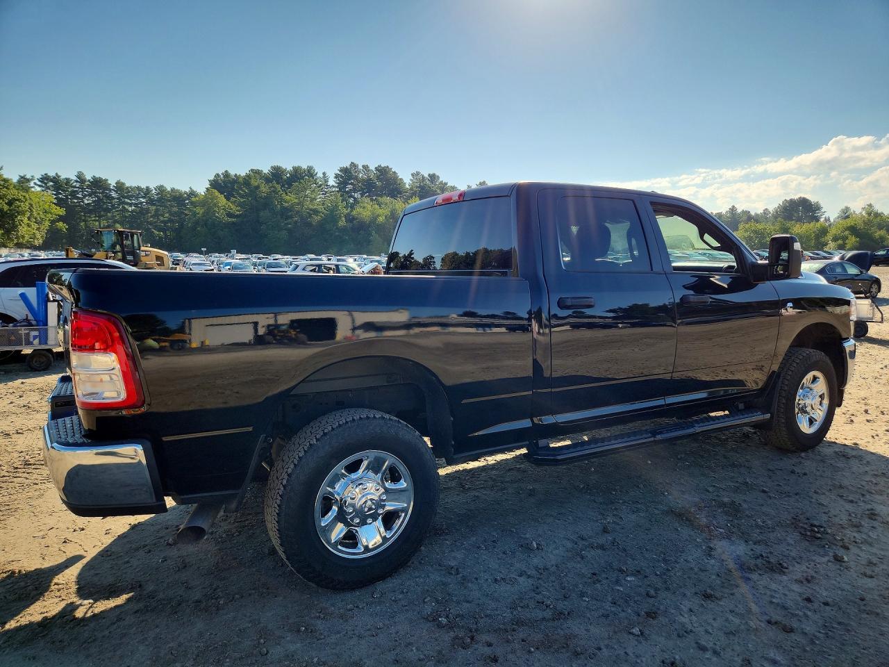 2024 Ram 2500 - Фото 3