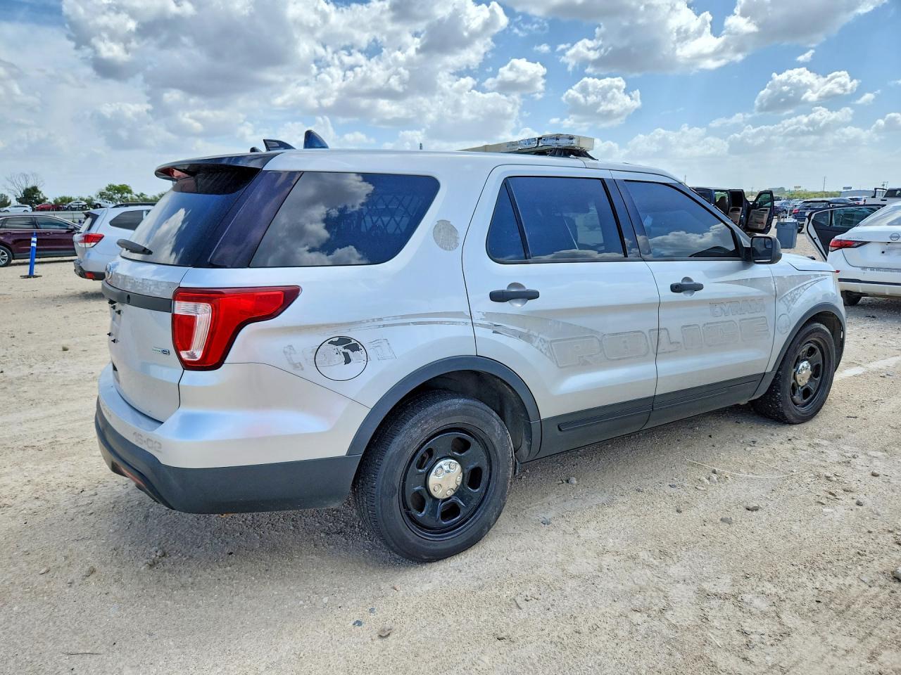 2016 Ford Explorer Police Interceptor - Фото 3
