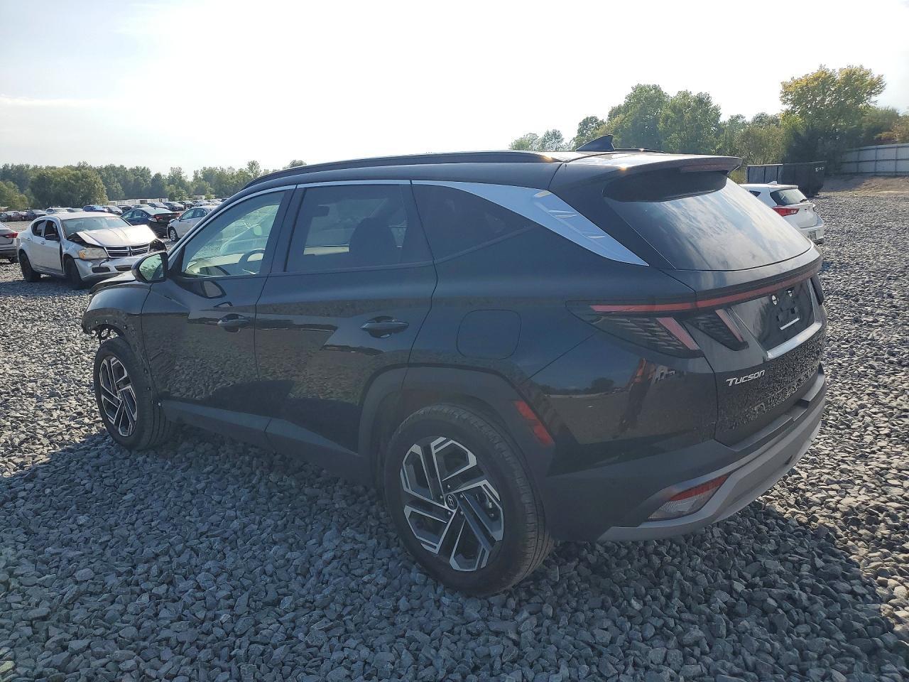 2026 Hyundai Tucson Limited - Image 2
