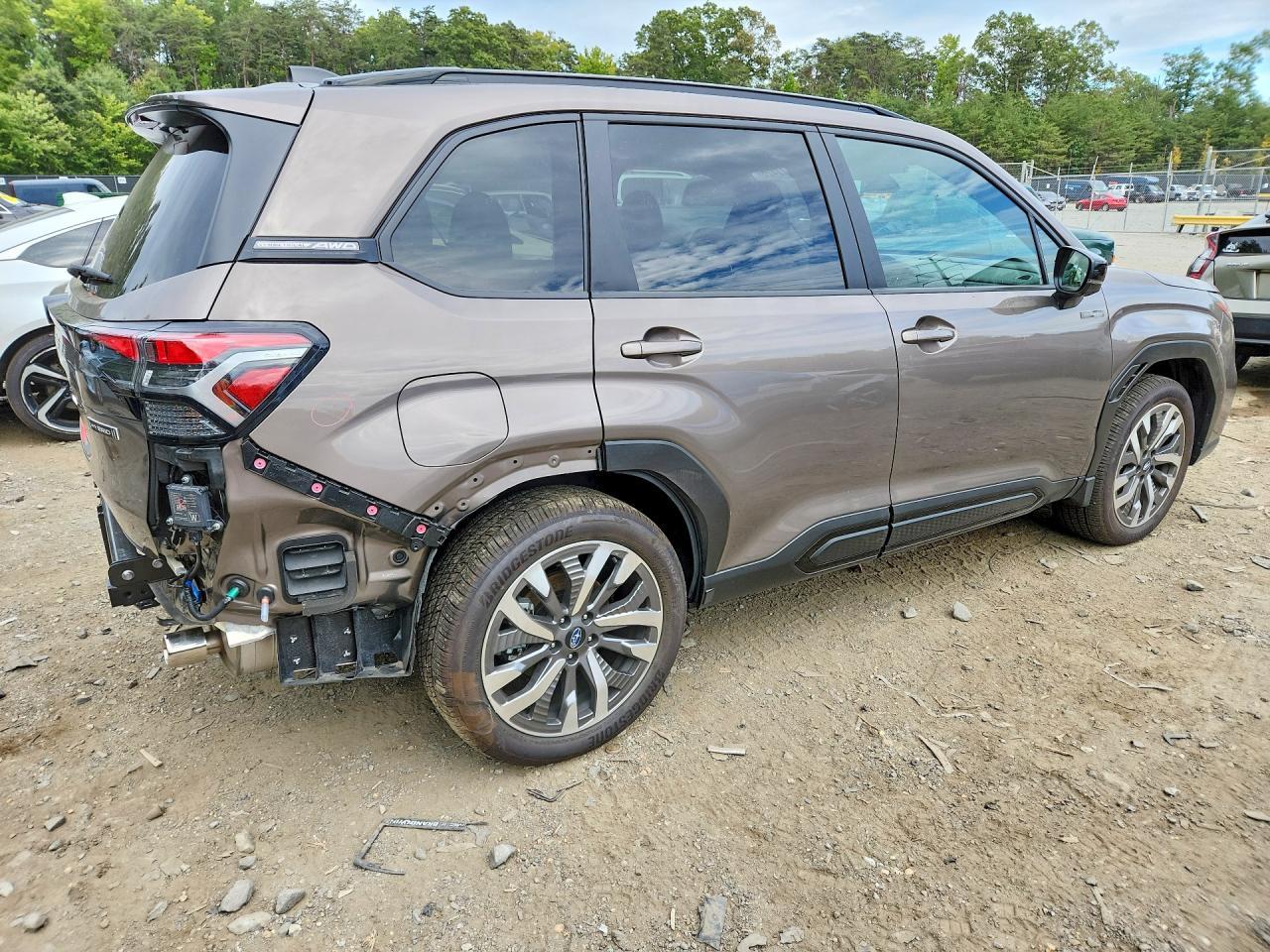 2025 Subaru Forester Touring - Image 3