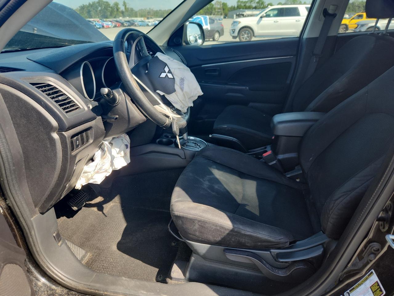 2015 Mitsubishi Outlander Sport Es - Image 7