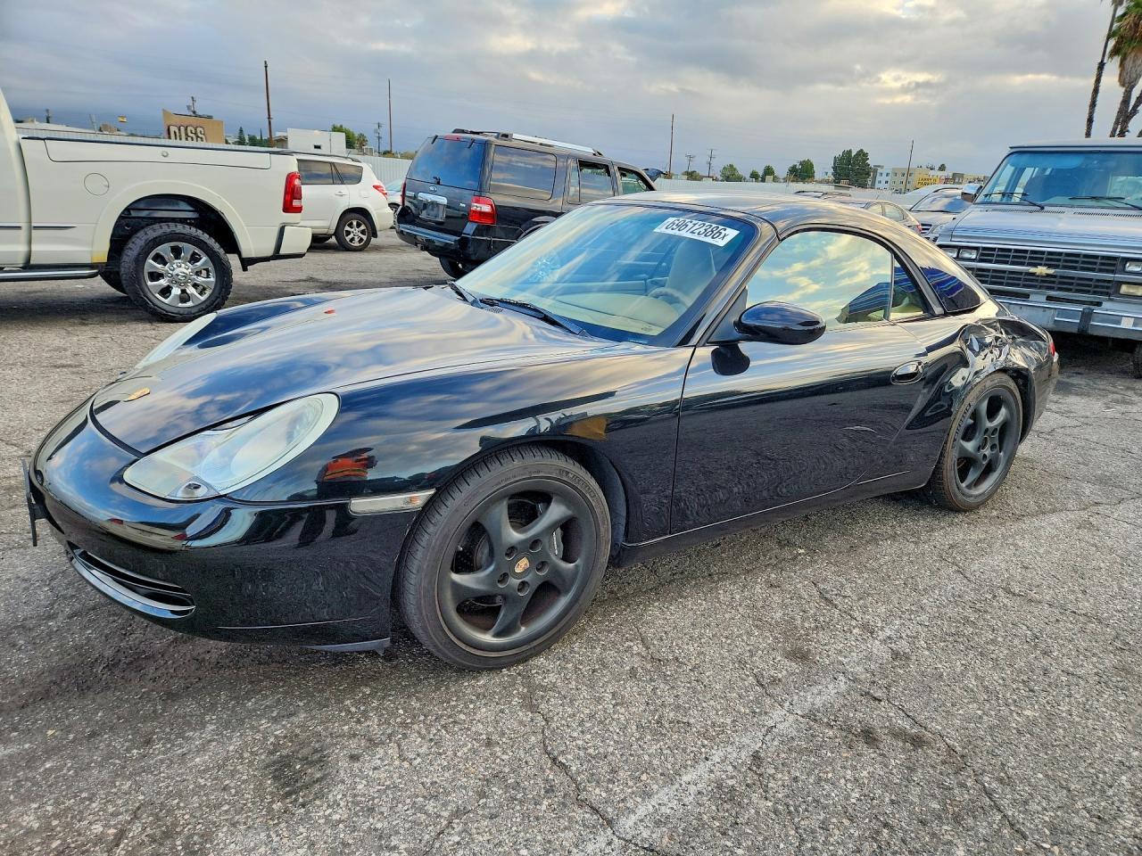 2000 Porsche 911 Carrera 2