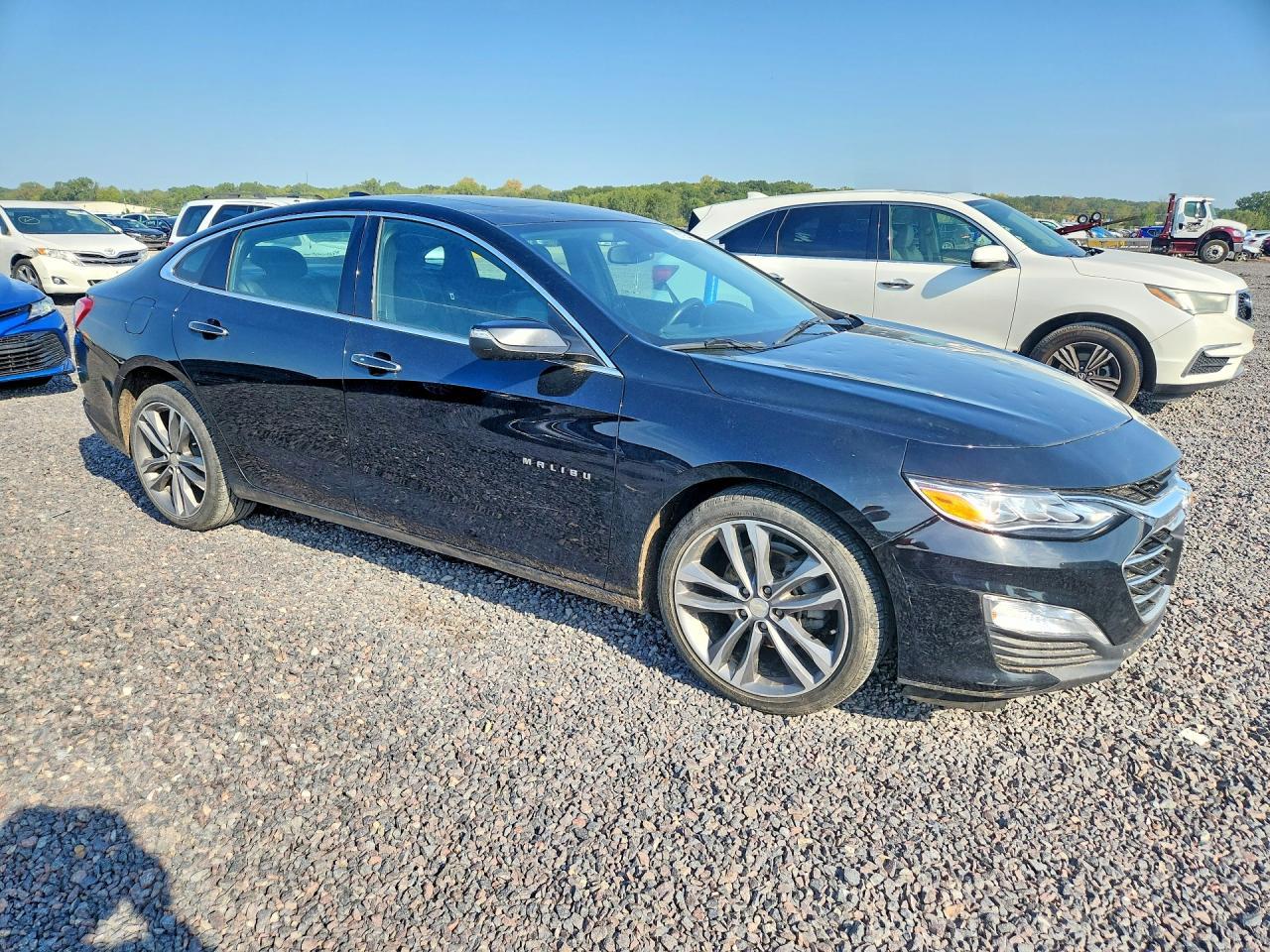 2020 Chevrolet Malibu Premier - Image 4