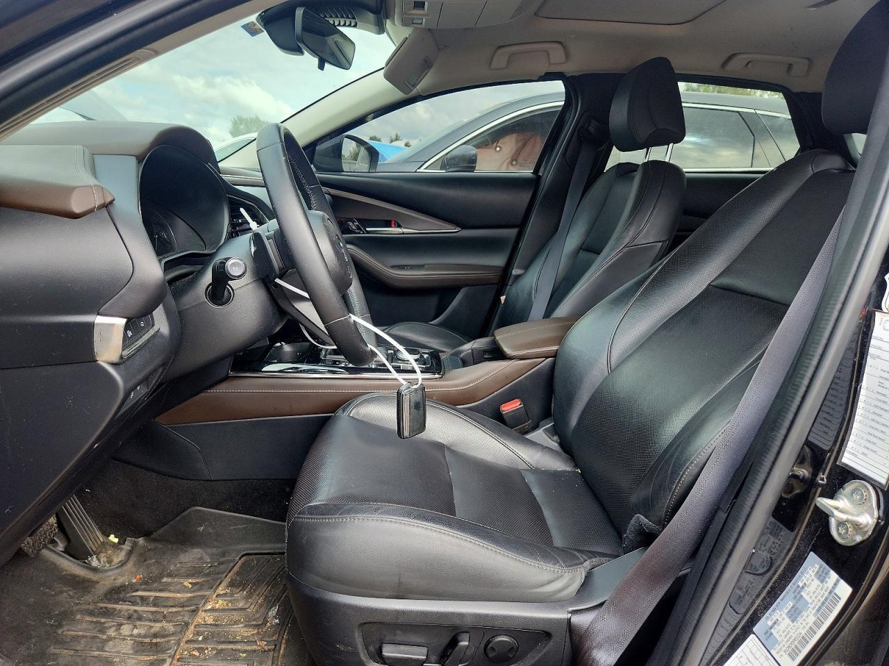 2024 Mazda Cx-30 Premium - Image 7