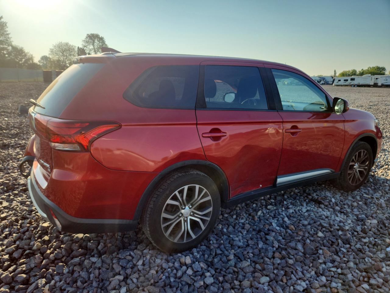 2018 Mitsubishi Outlander Se - Фото 3