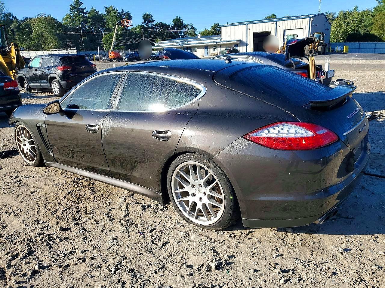 2010 Porsche Panamera S - Фото 2