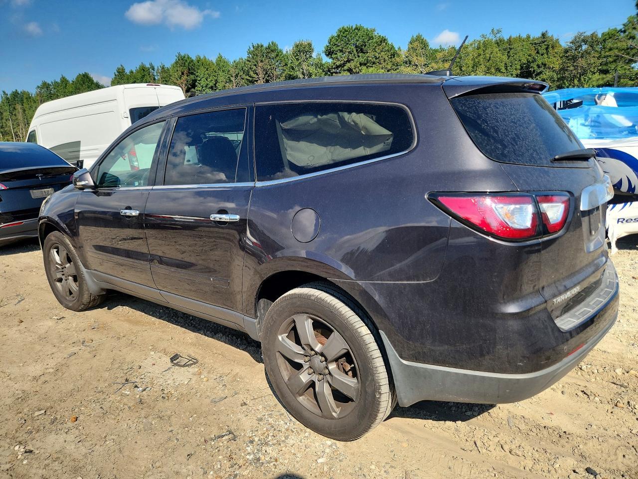 2017 Chevrolet Traverse Lt - Фото 2