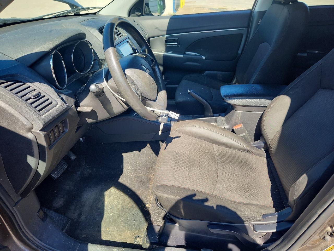 2018 Mitsubishi Outlander Sport Es - Image 7