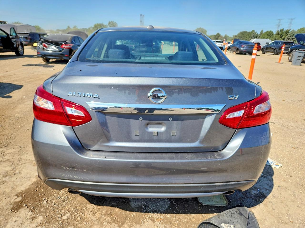 2017 Nissan Altima 2.5 Sv - Image 6