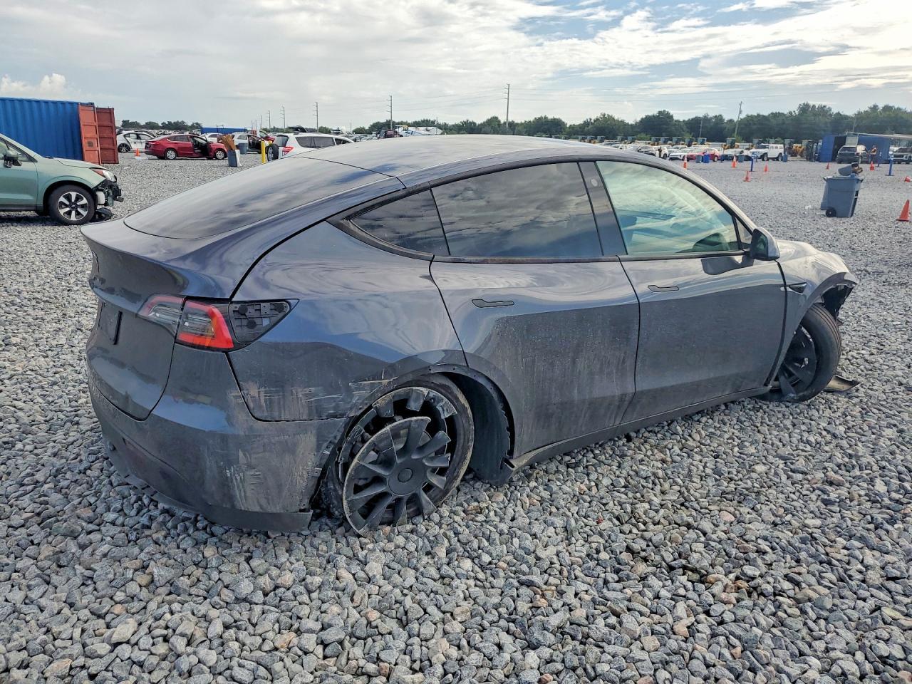 2021 Tesla Model Y - Фото 3