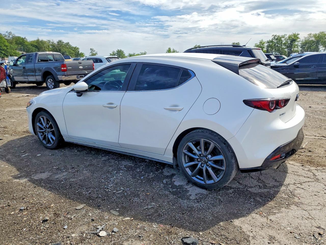 2022 Mazda 3 Select - Image 2