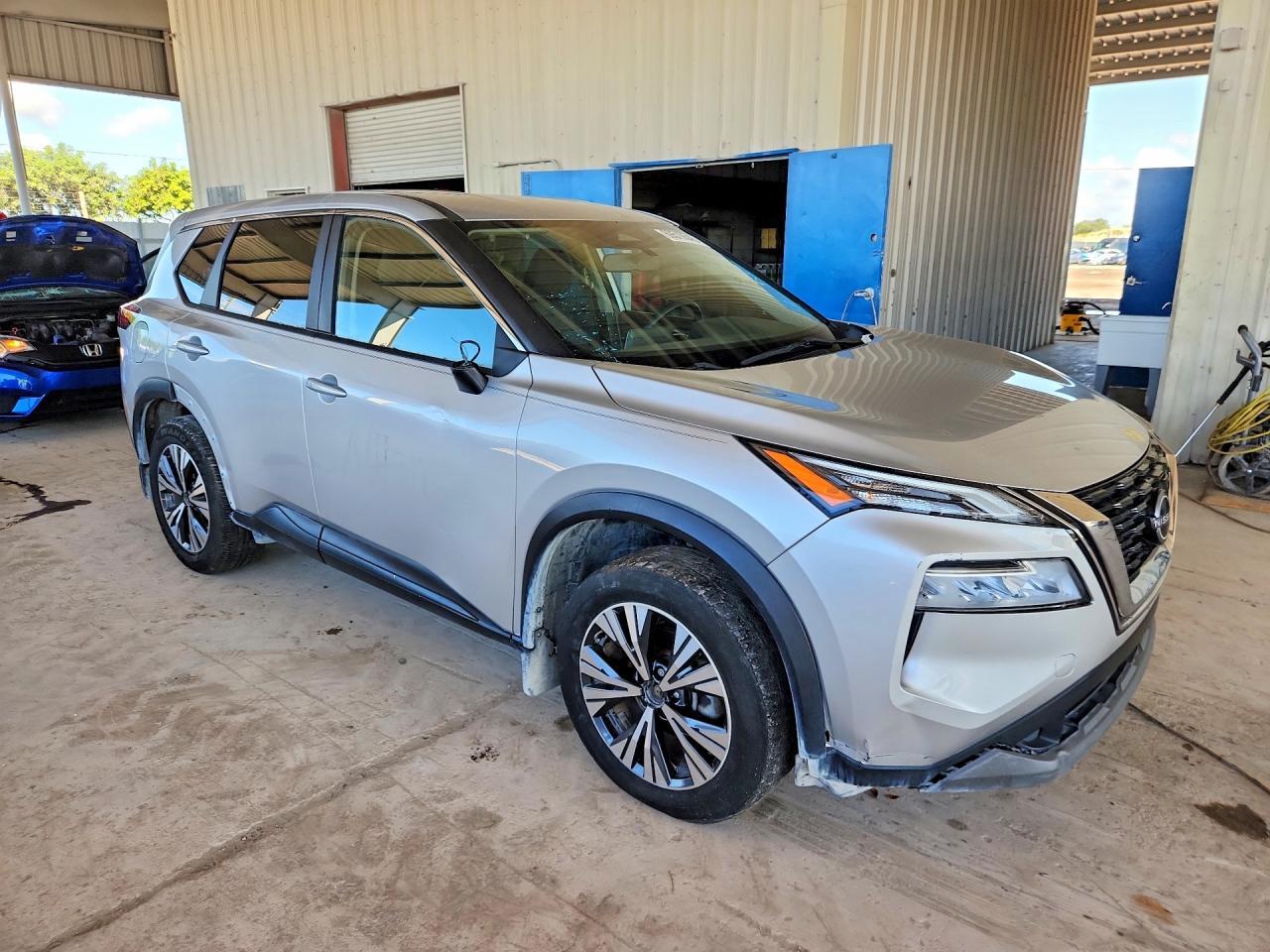 2023 Nissan Rogue Sv - Фото 4