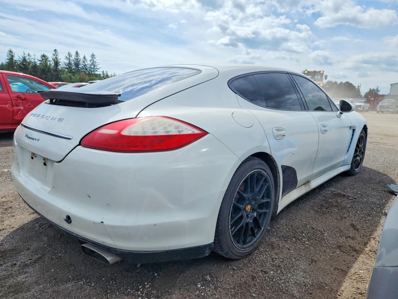 2012 Porsche Panamera 2 - Image 3