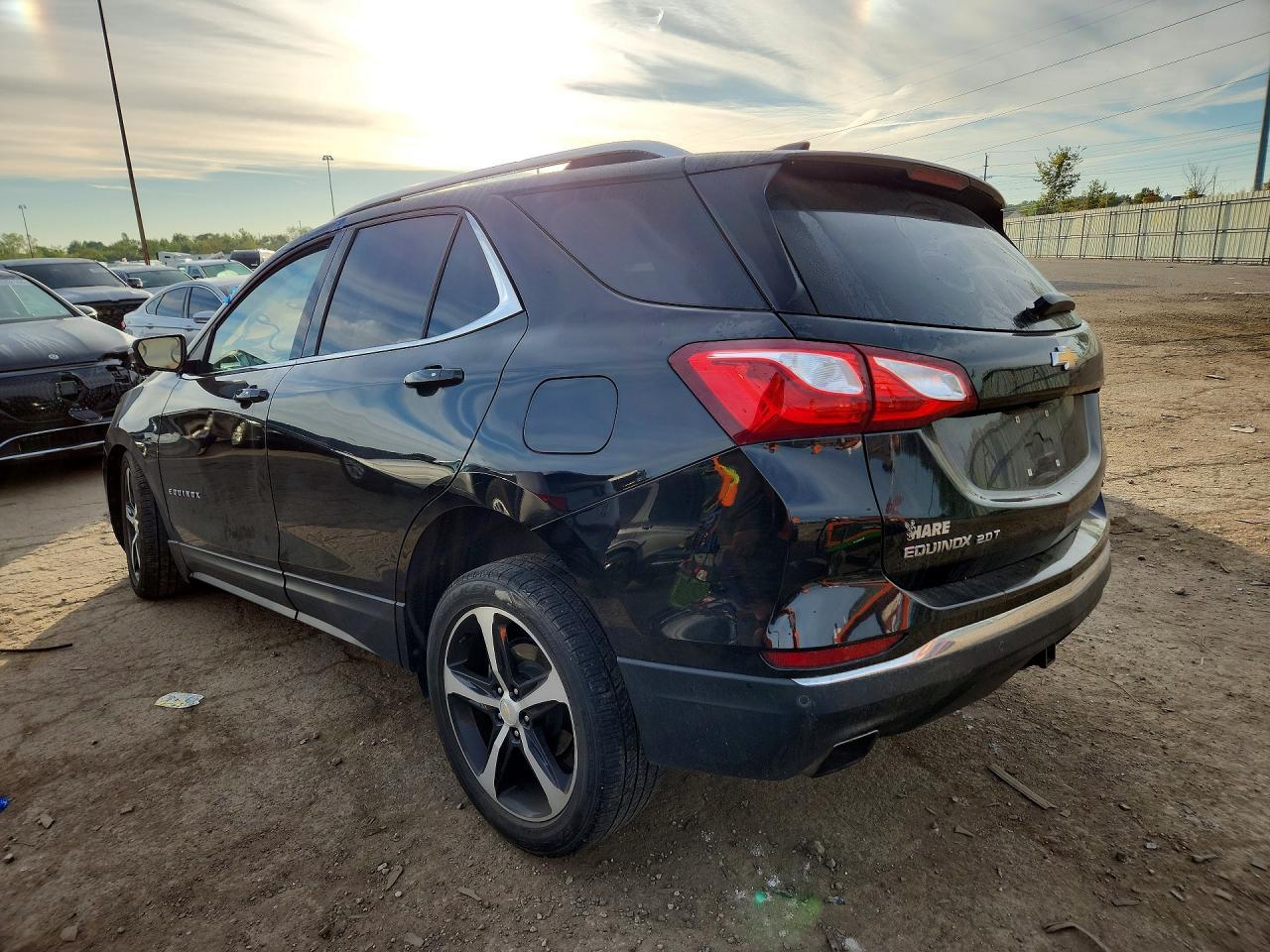 2018 Chevrolet Equinox Lt - Фото 2