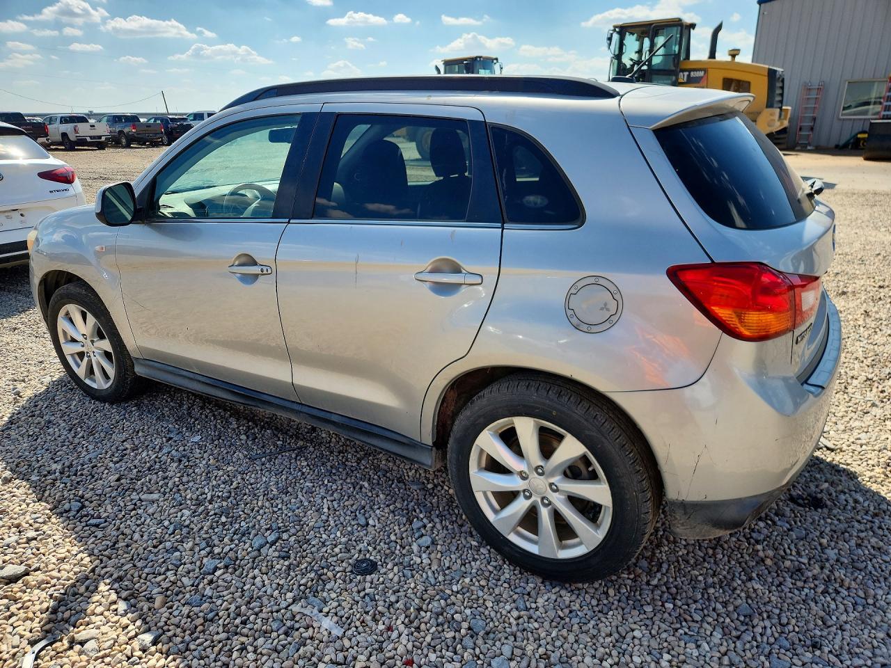 2014 Mitsubishi Outlander Sport Se - Фото 2