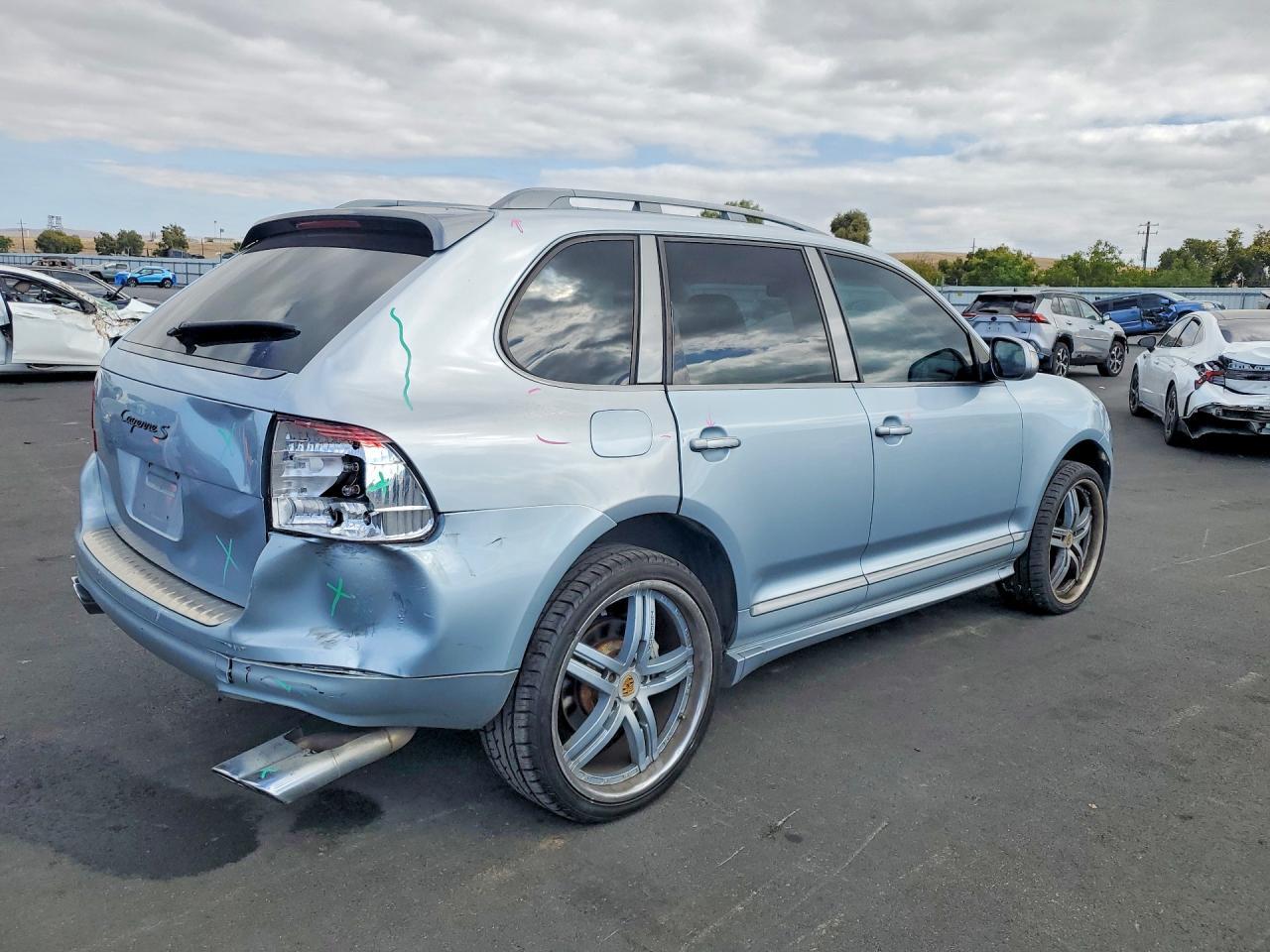 2006 Porsche Cayenne S - Image 3