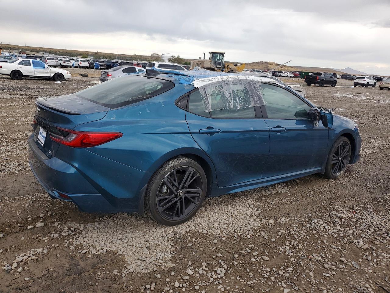 2025 Toyota Camry Xse - Фото 3