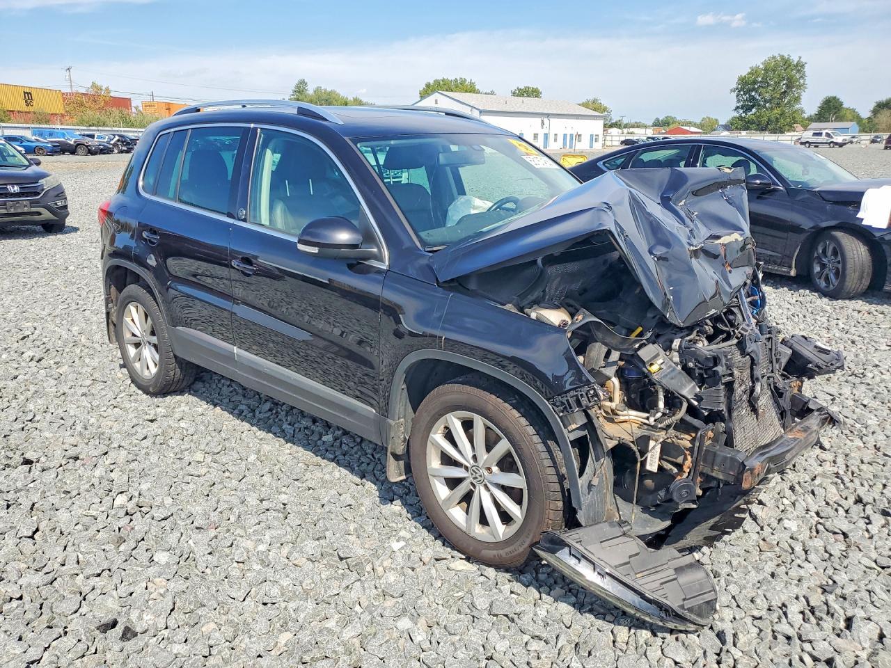 2017 Volkswagen Tiguan Wolfsburg 4Motion - Фото 4