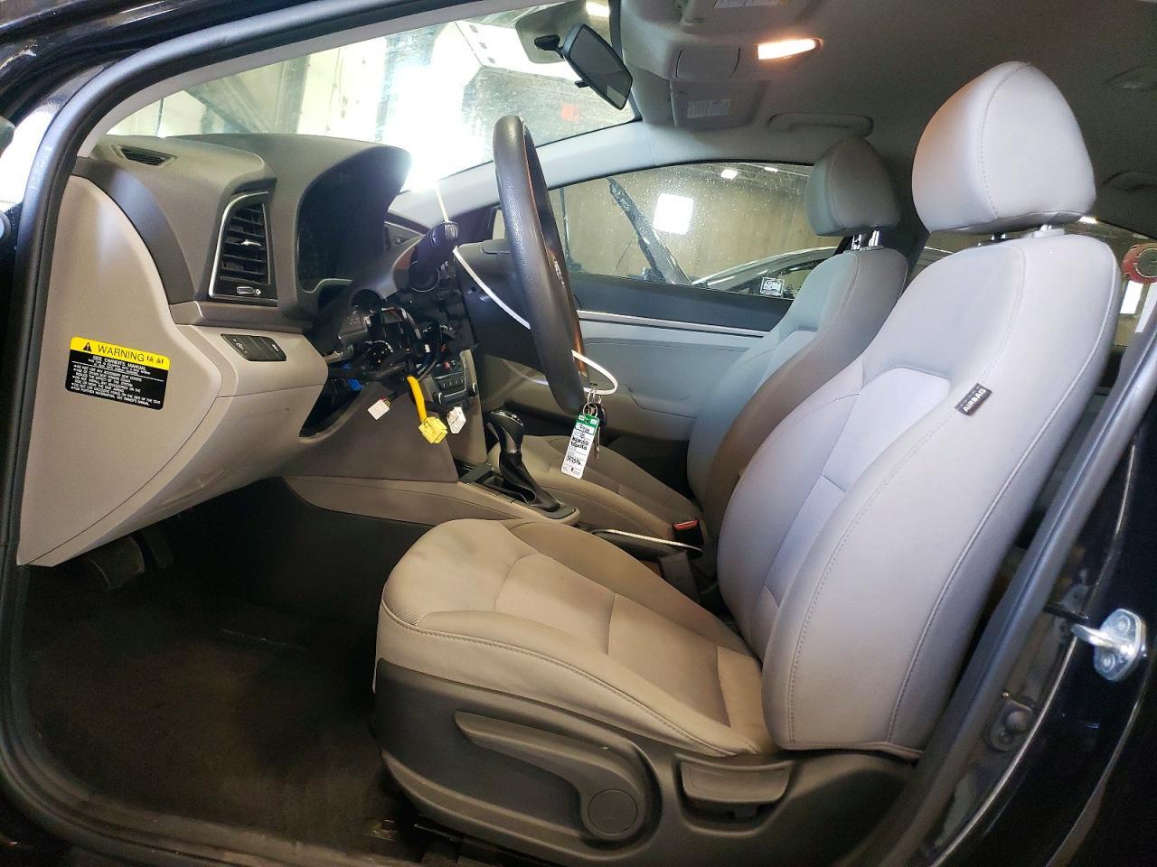 2018 Hyundai Elantra Se - Image 7