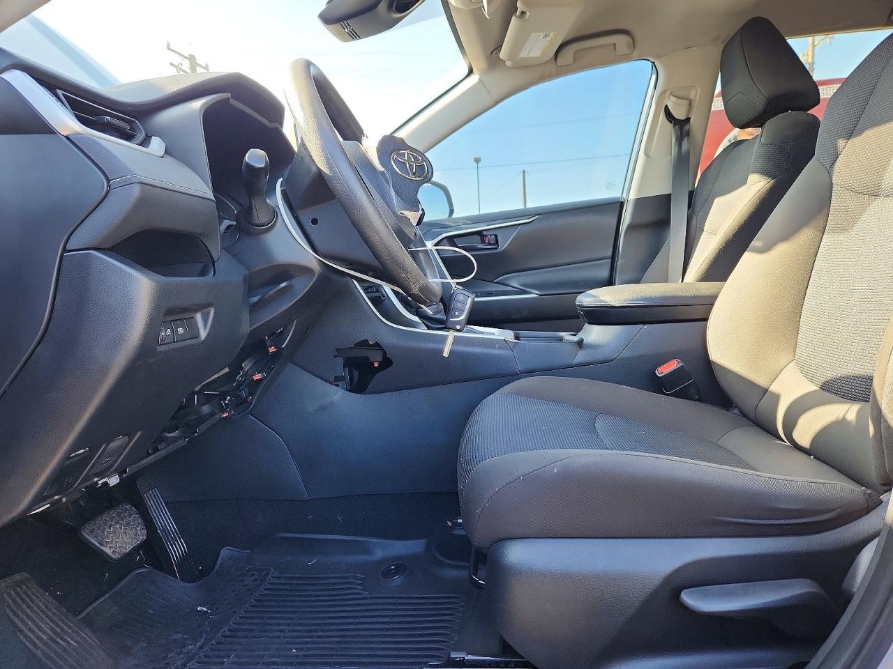 2024 Toyota Rav4 Le - Фото 7