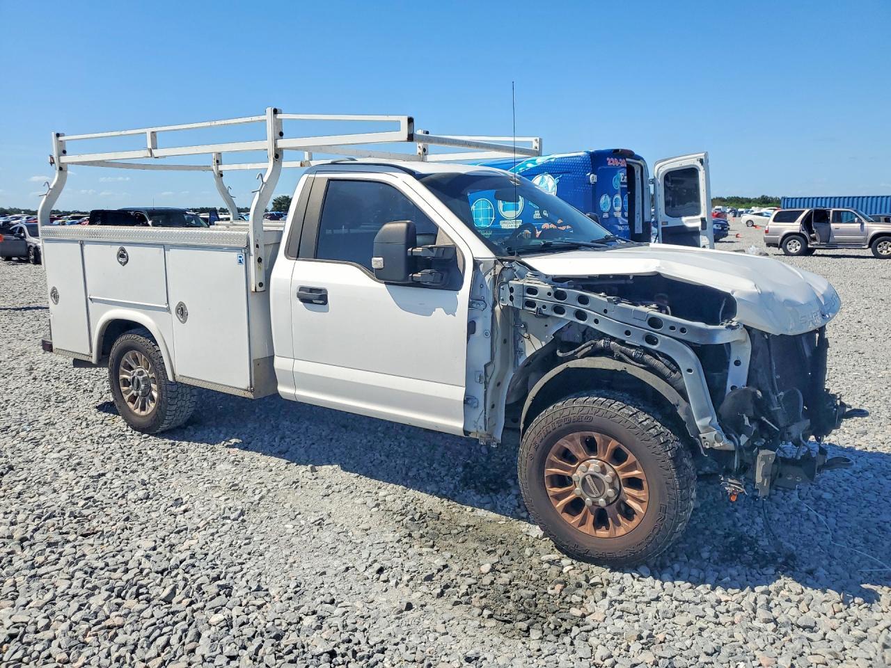 2020 Ford F250 Super Duty - Image 4