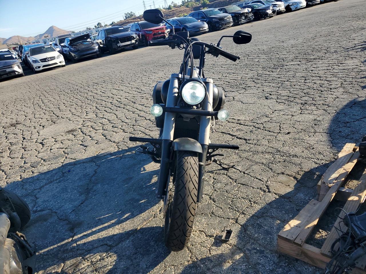 2013 Honda Vt750 C2B - Image 2