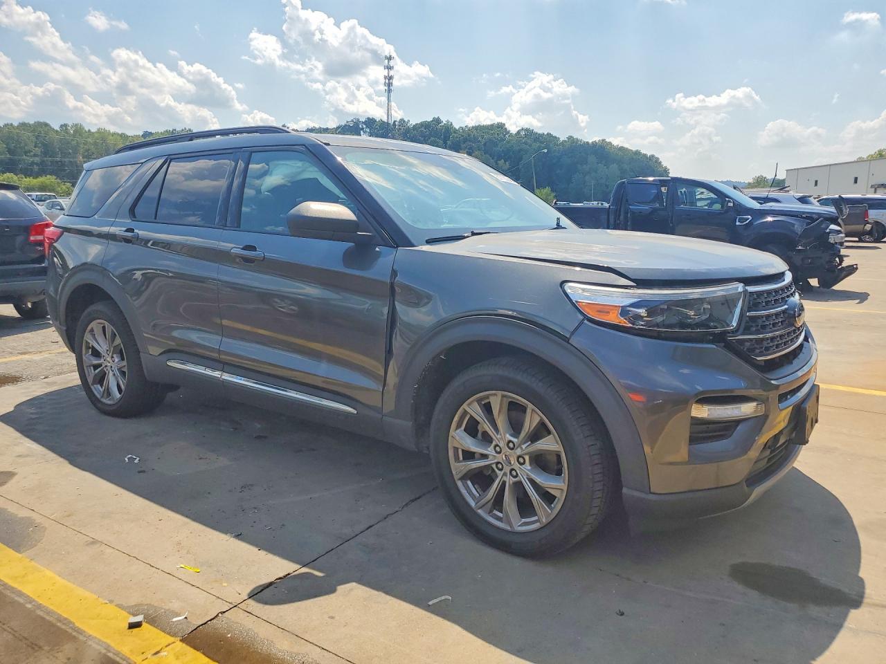2020 Ford Explorer Xlt - Image 4