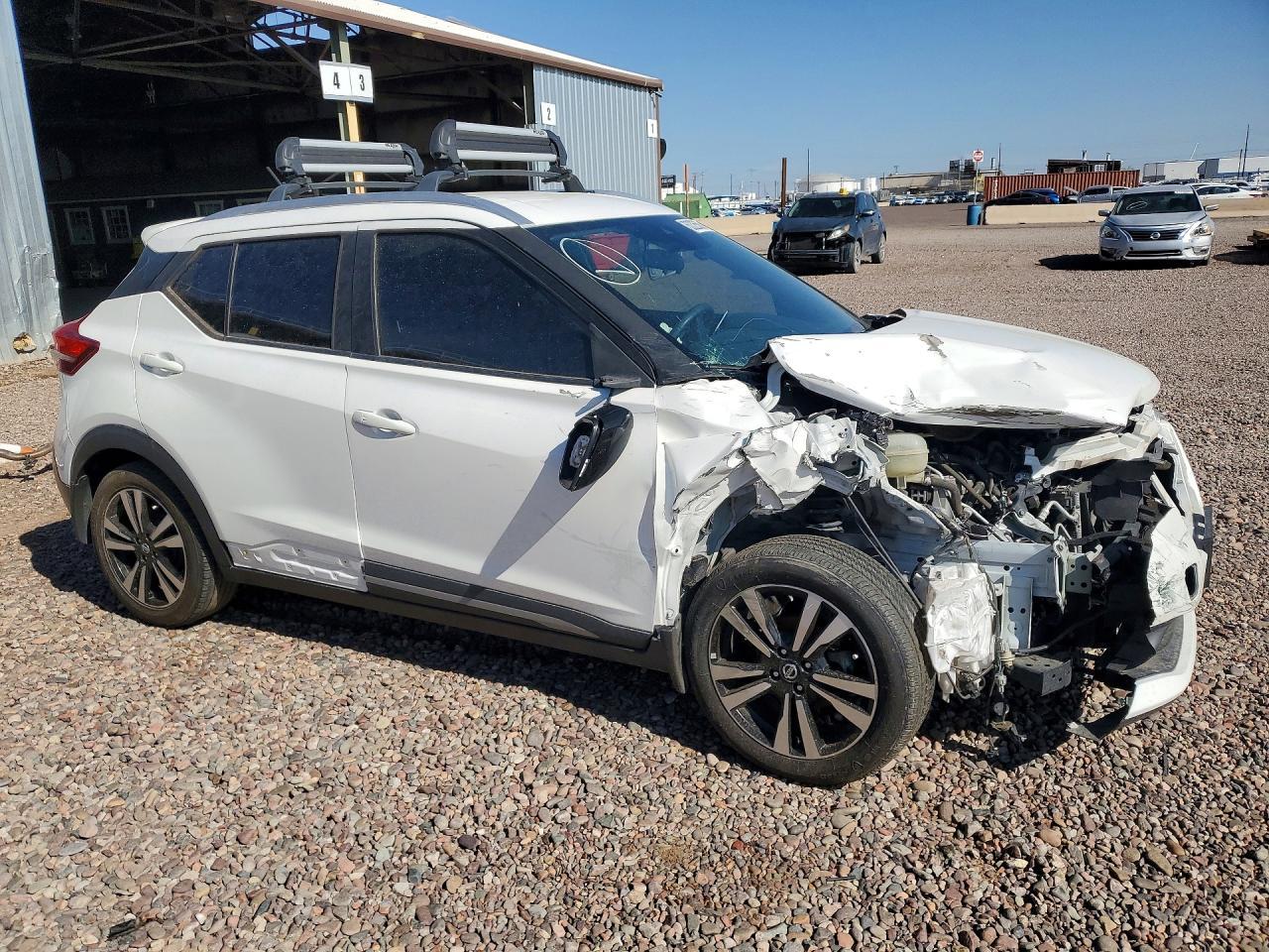 2020 Nissan Kicks Sr - Фото 4