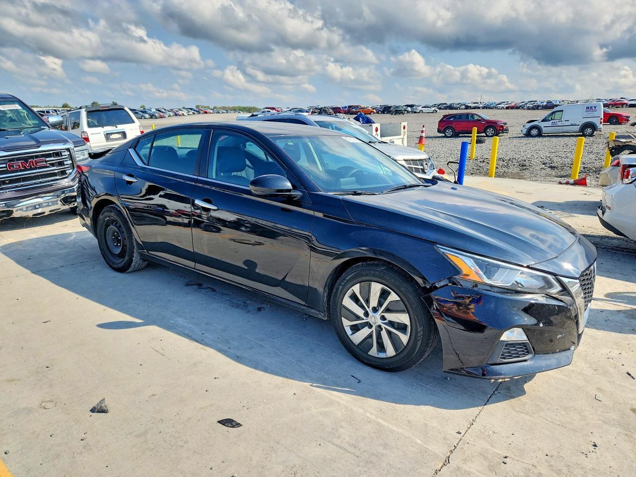 2020 Nissan Altima S - Image 4