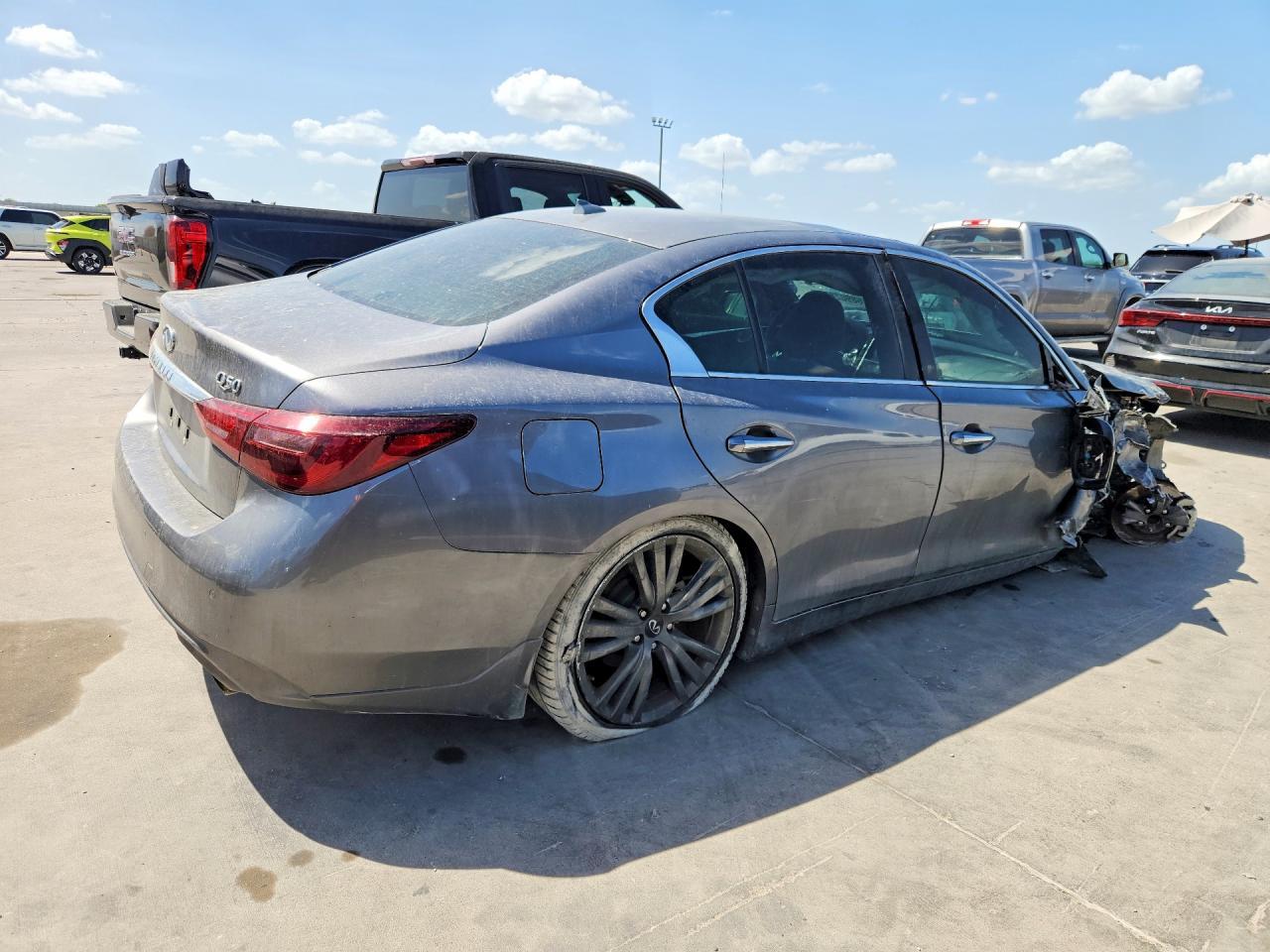 2021 Infiniti Q50 Sensory - Фото 3