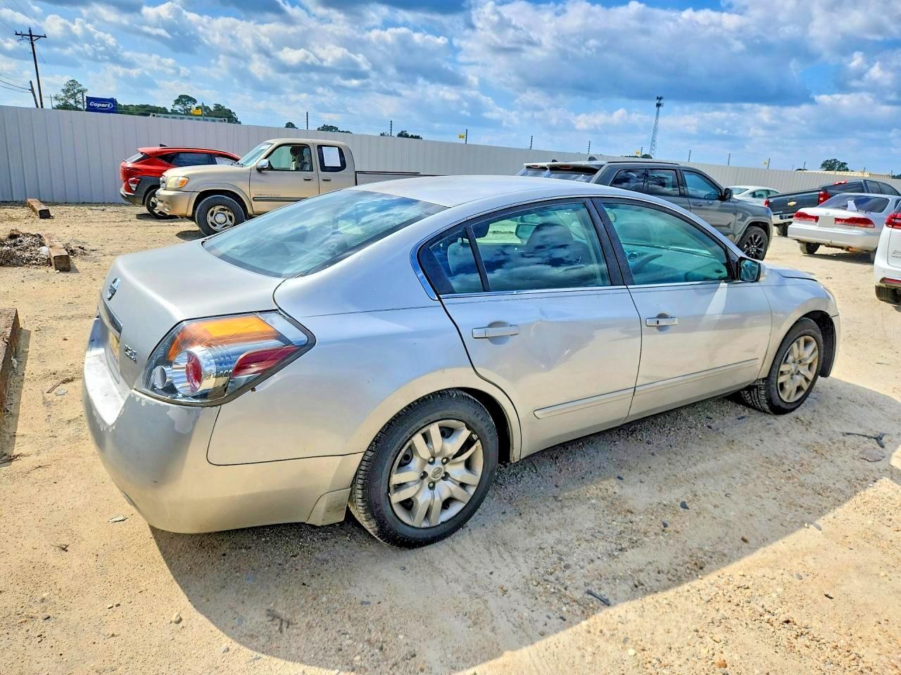 2009 Nissan Altima 2.5 - Фото 3